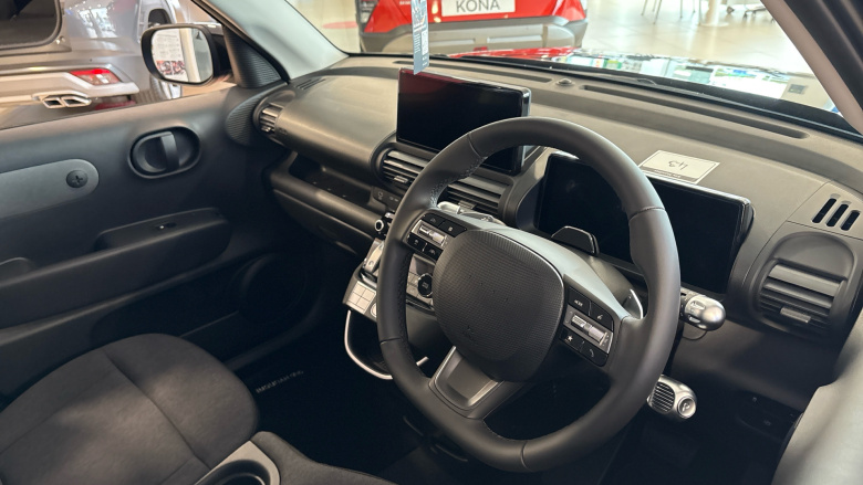 Hyundai INSTER 85kW 01 49kWh 5dr Auto Electric Hatchback